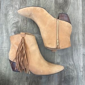 Matisse Suede Ankle Booties with Fray - Size 9
